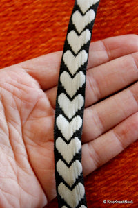 Thumbnail for Black And White Cotton Heart Trim One Yard Lace, Approx. 18mm Wide