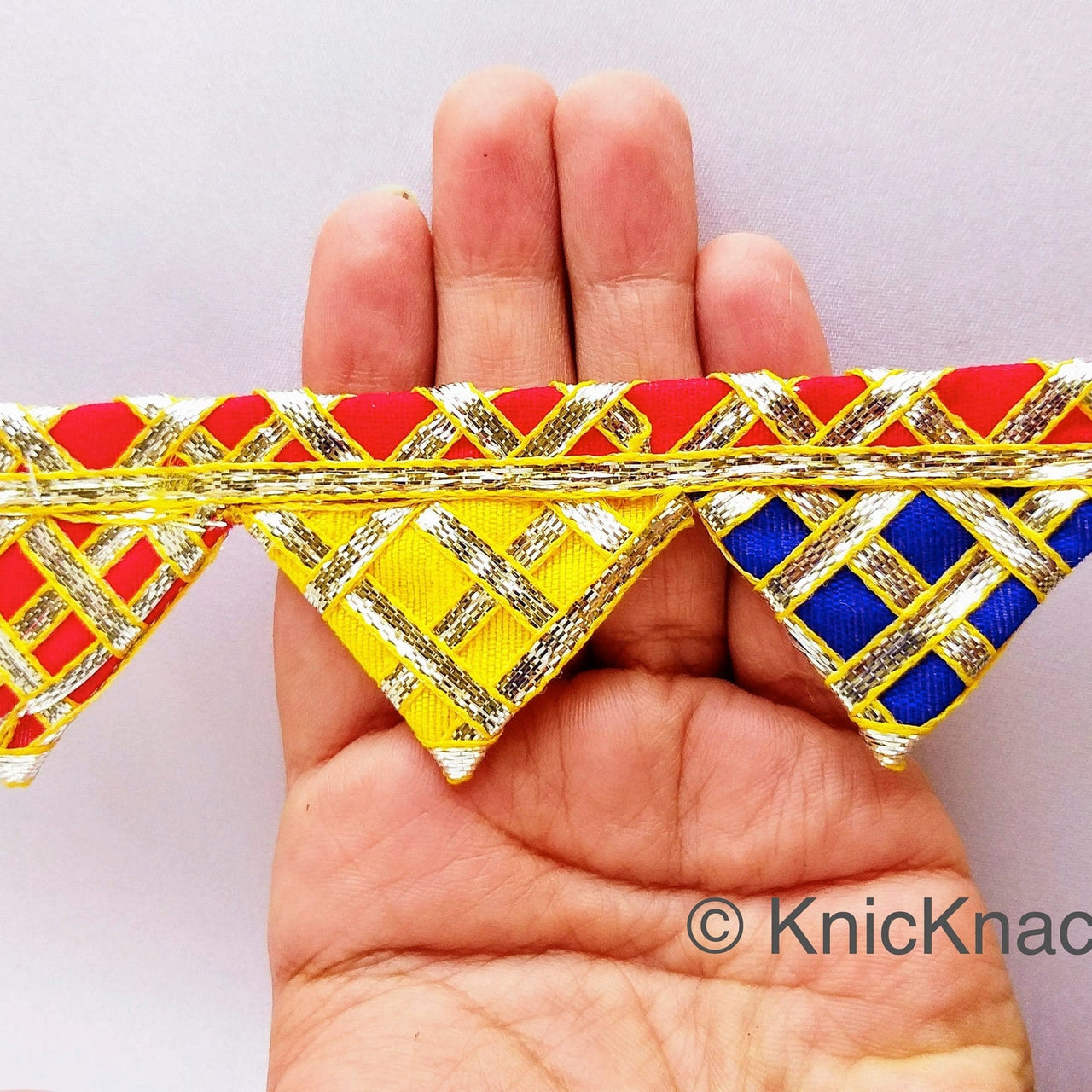 Red Fringe Bunting Trim in Red, Green, Yellow