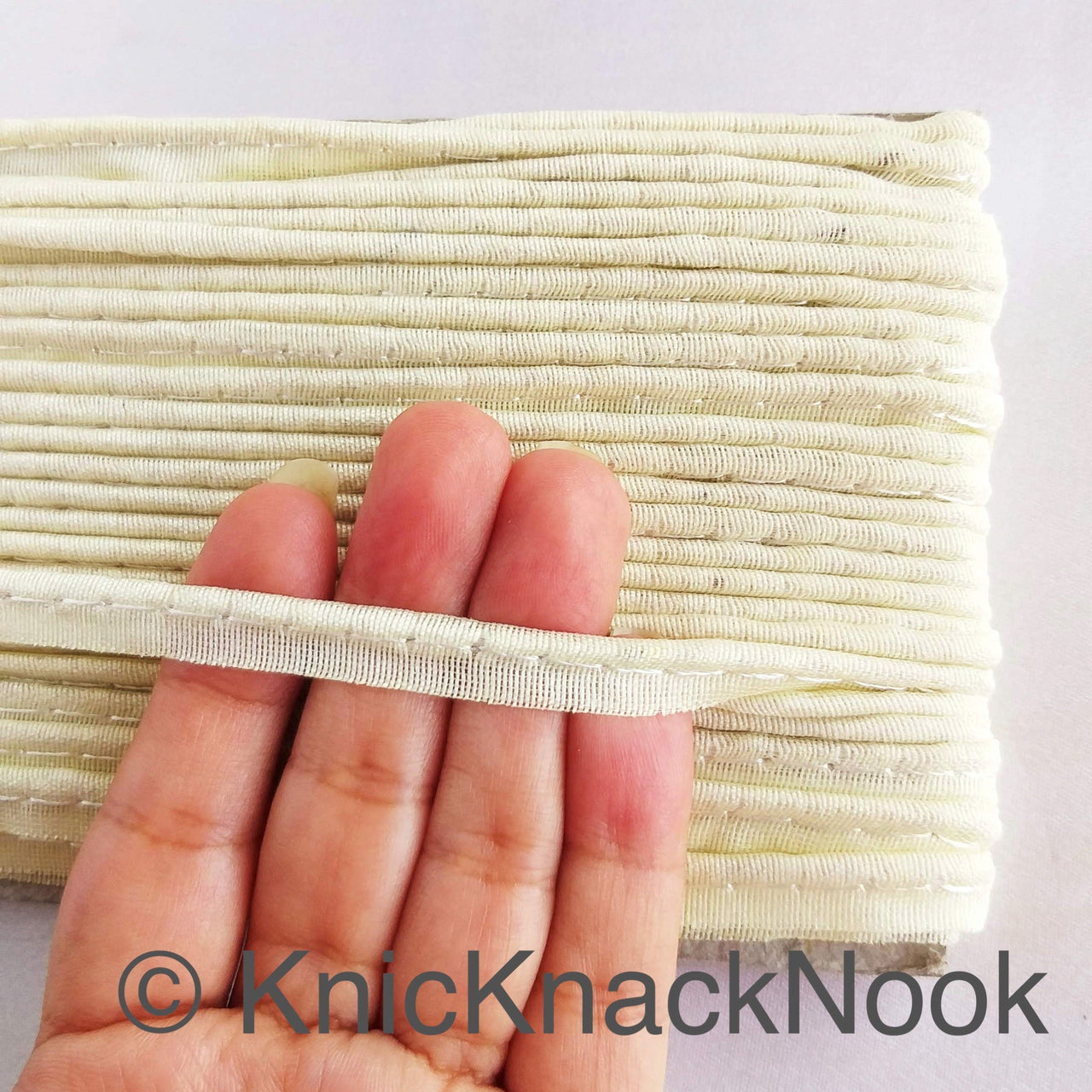 2mm Flanged Insertion Piping on 9mm Band, Off White Art Silk Trim, Cord piping Trim