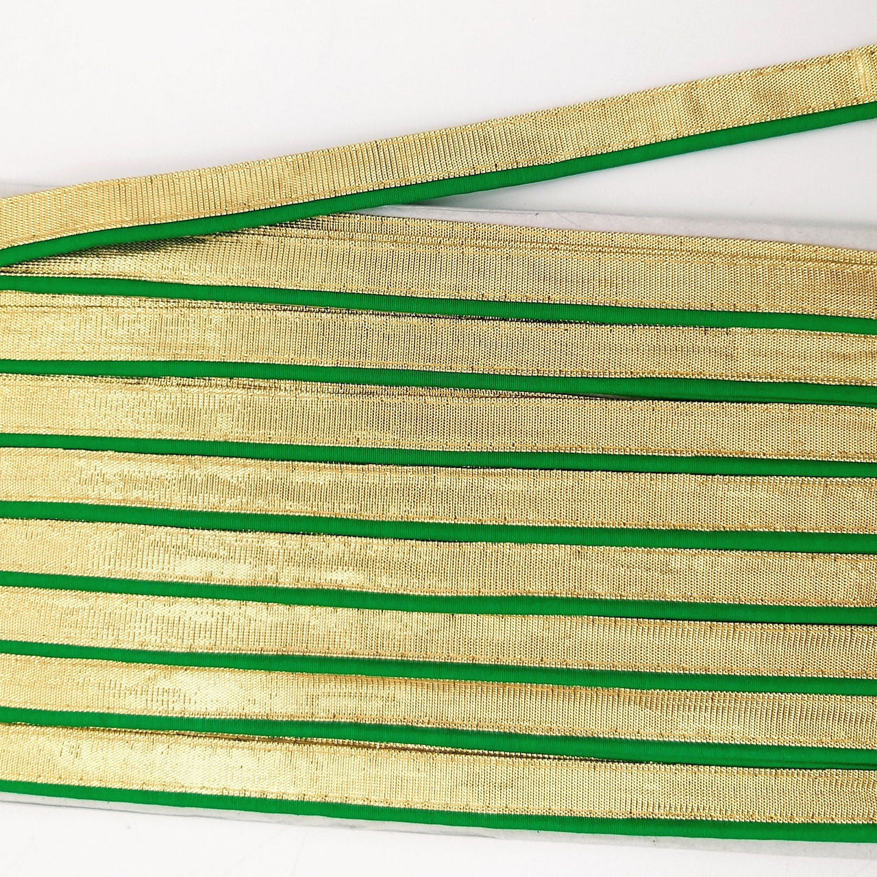 3 Yards, Flanged Insertion Gold Fabric Trim With Green Piping, 15mm Cord piping Trim Decorative Sewing Edge Trim Flanged Piping Cord