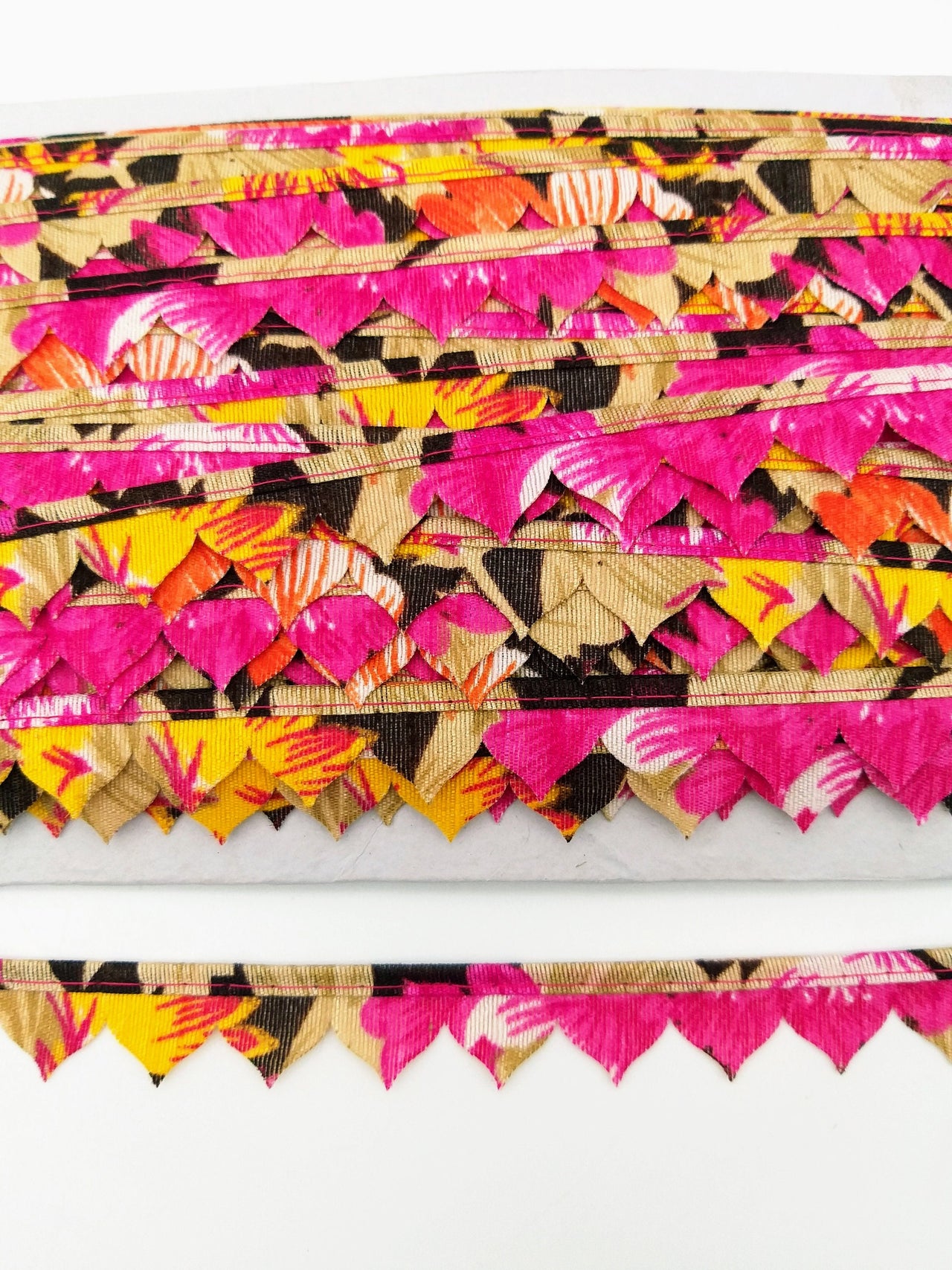 Fuchsia Pink and Orange Floral Fringe Bunting Trim Triangle Shape, 9 Yard Lace Trim, Fringing Trim