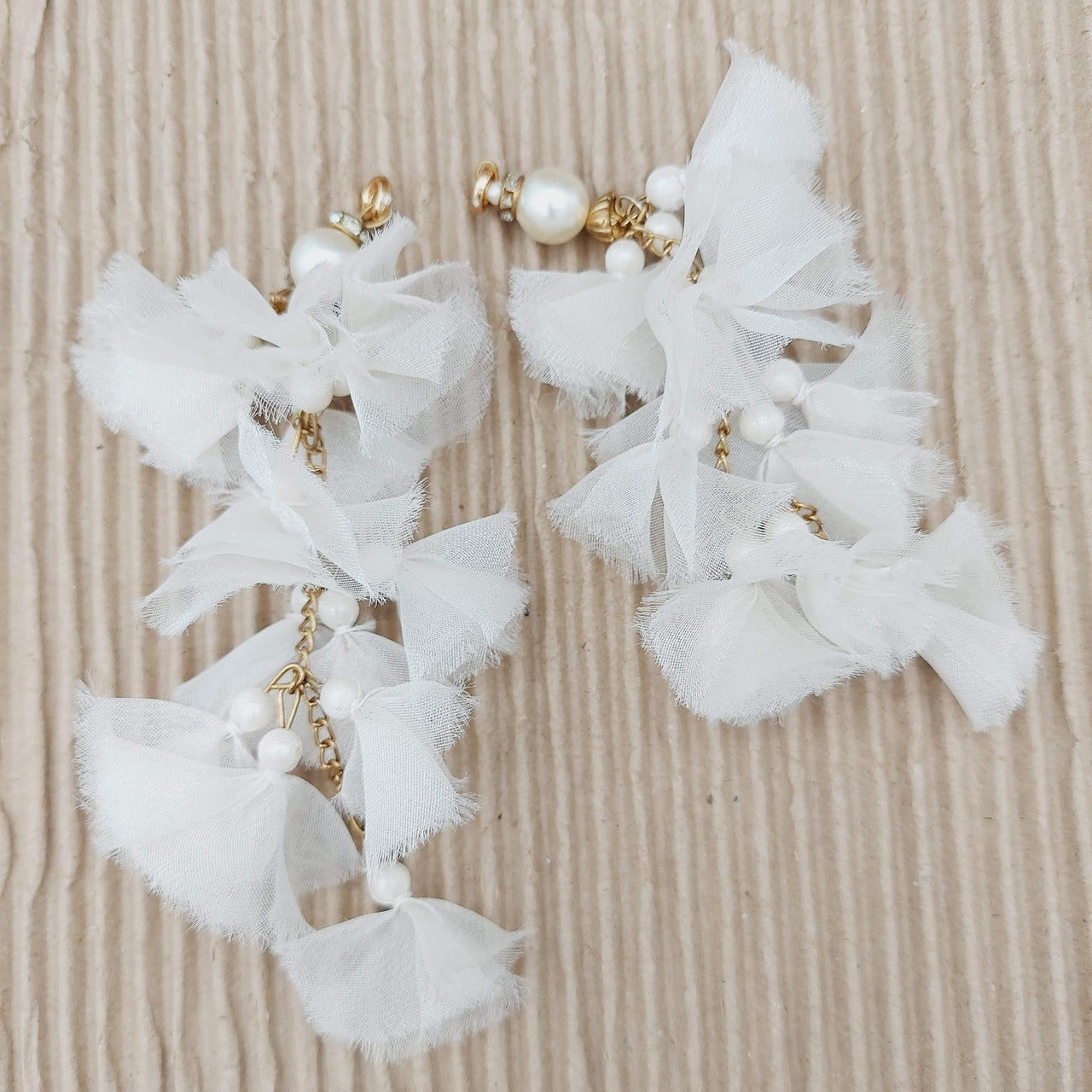 White Tissue and Chain Latkan Indian Latkans, Pear Latkan Tassels, Blouse Latkan Sewing Latkans Bridal Tassels 1 Pair