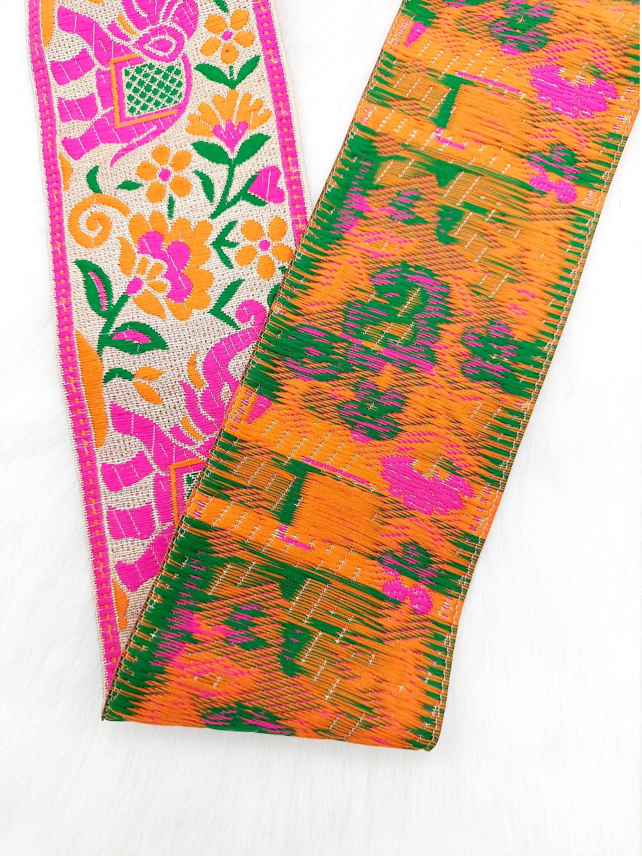 9 Yards Shimmer Jacquard Brocade Sari Border Trim, Indian Woven Ribbon, Elephant Trim