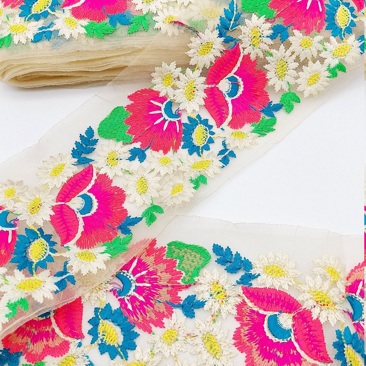 9 Yards Floral Border, Beige Shimmer Tissue Fabric Lace Trim Flowers Embroidery, Floral Sari Trimming