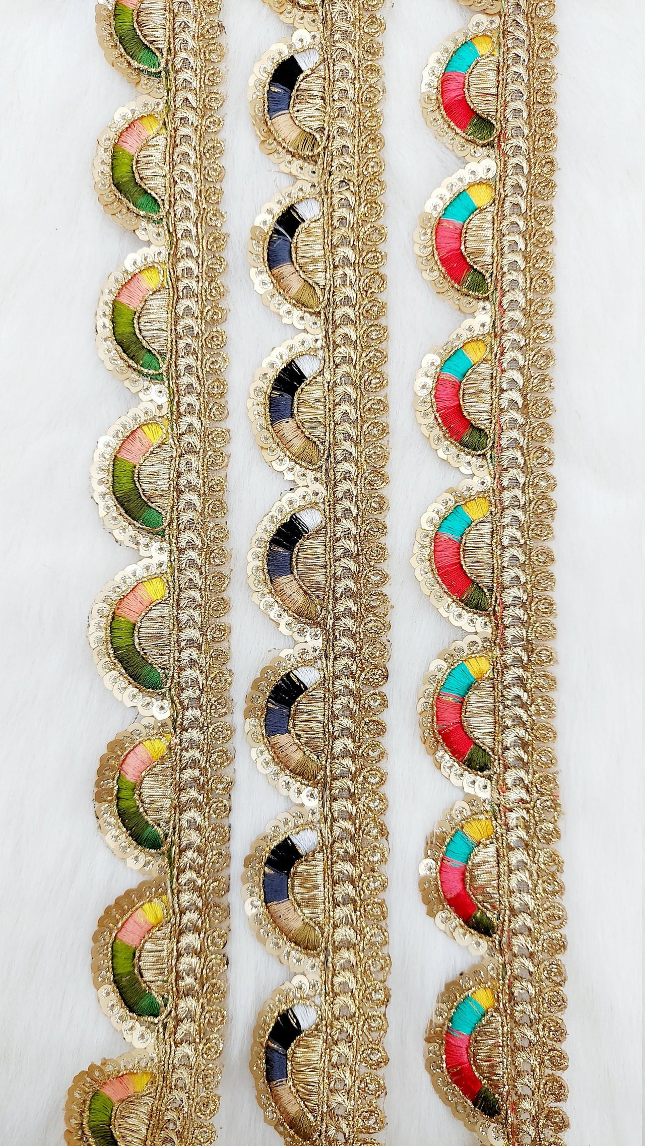 Gold Scalloped Lace Trim with Gold Sequins Embroidery, Fringe Lace Trim, Sari Trimming