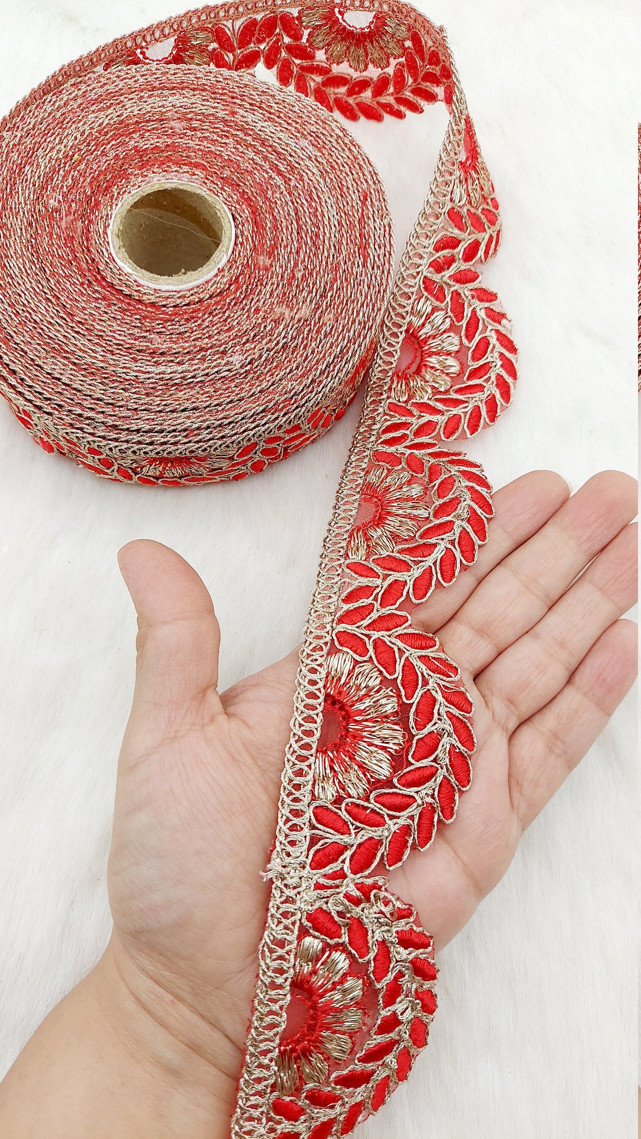 Embroidered Scallop Lace Trim, 9 Yards Trim Sewing Decorative Ribbon, Scallop Trim