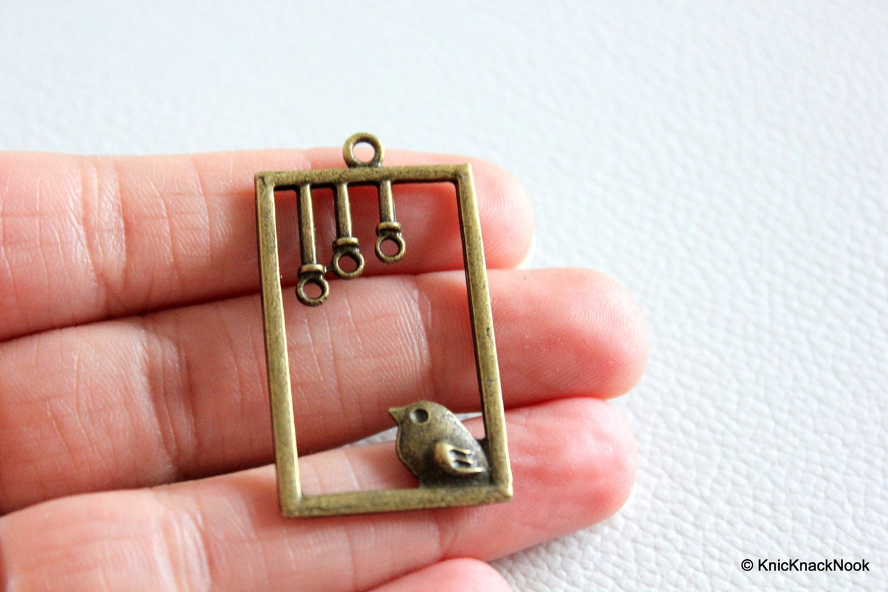 1 x Bronze Plated Birds Rectangle Pendants