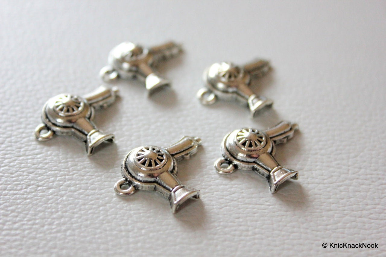 5 x Zinc Alloy Hair Dryer/ Air Blower Pendants / Charms