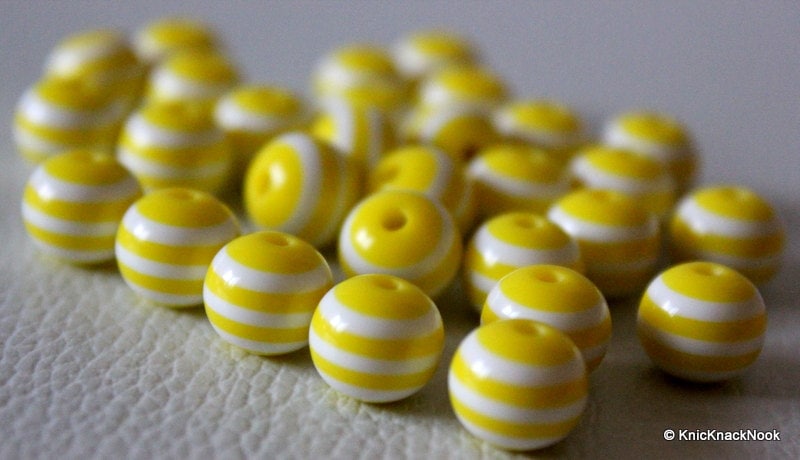 10mm Yellow Striped Round Resin Spacer Beads x 10
