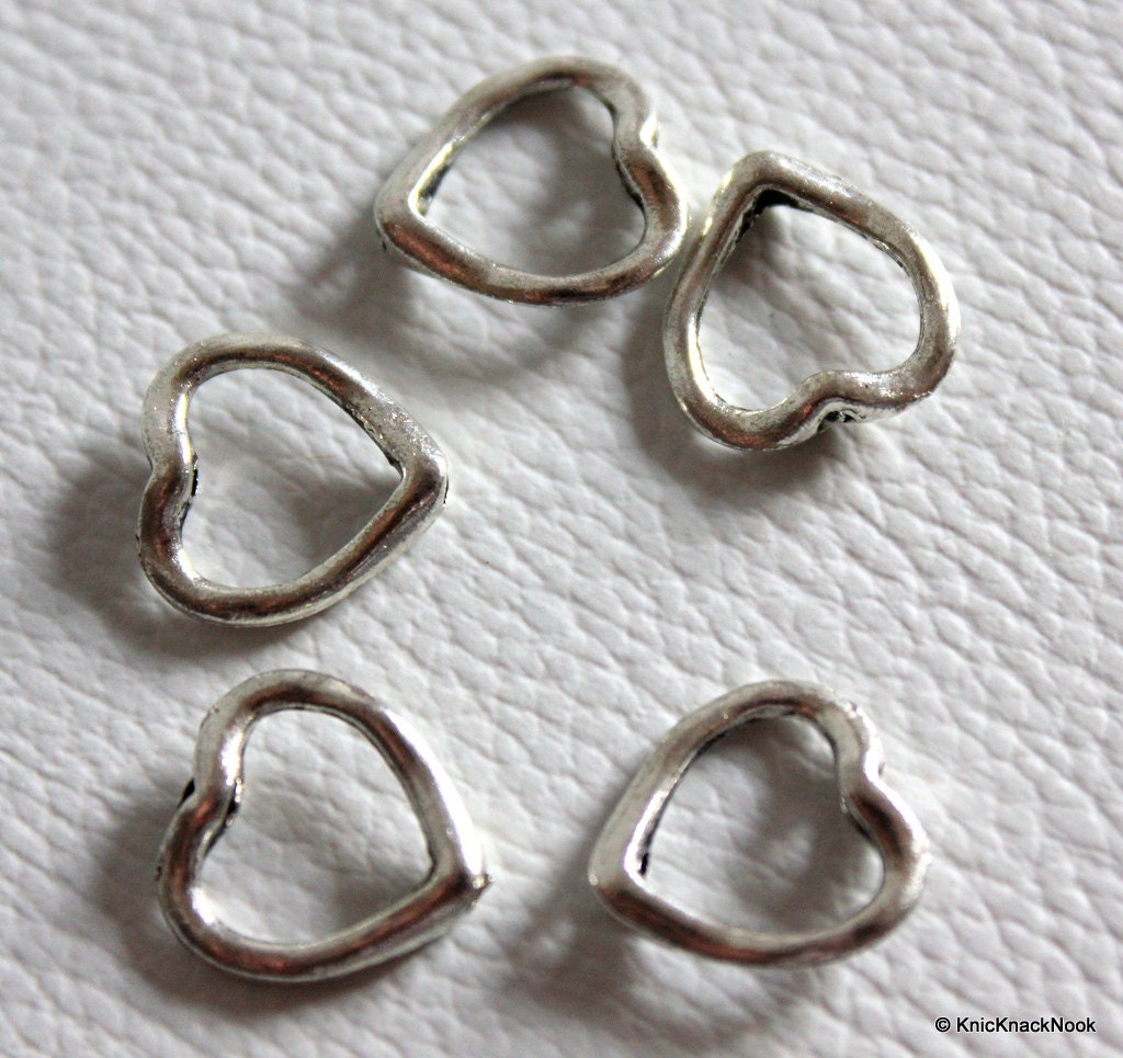10 x Heart Zinc Alloy Charms / Pendants 13mmx12mm