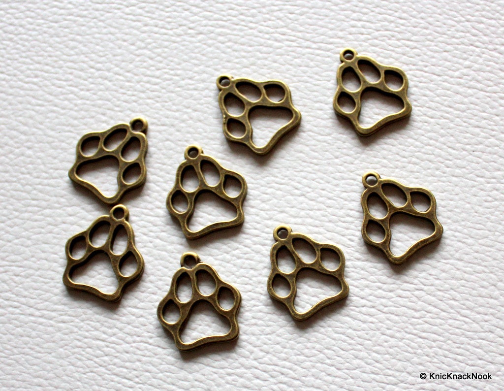 5 x Dog Paws Bronze tone Charms / Pendants 17mmx17mm