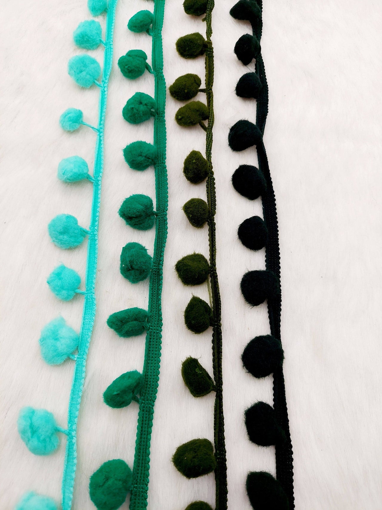 9 yards x Wholesale Green Pom Pom Fringe Trim, Pompom Trimming, Tassels