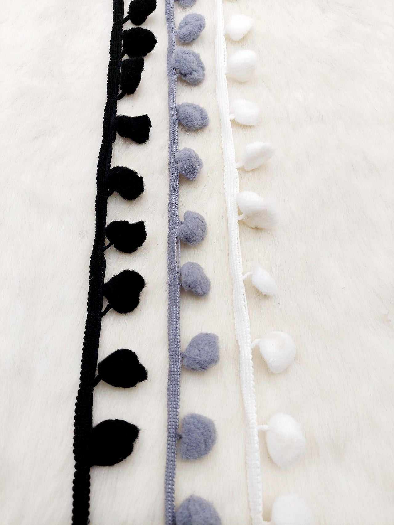9 yards x Wholesale Black Grey White Pom Pom Fringe Trim, Pompom Trimming, Tassels