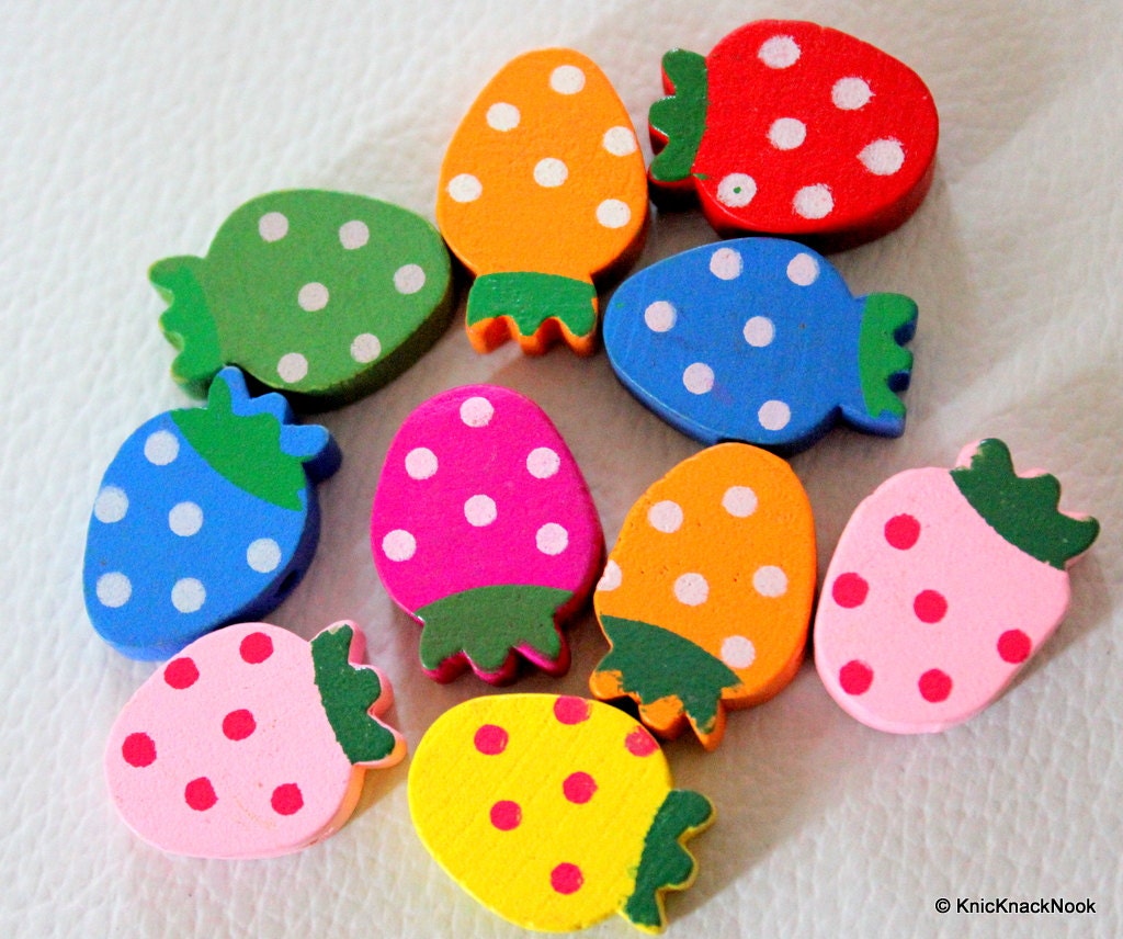 10 x Multicoloured Strawberry Shaped Wood Beads