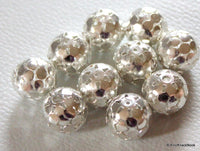 Thumbnail for 11 x Antique Look Silver Round Beads 15mm