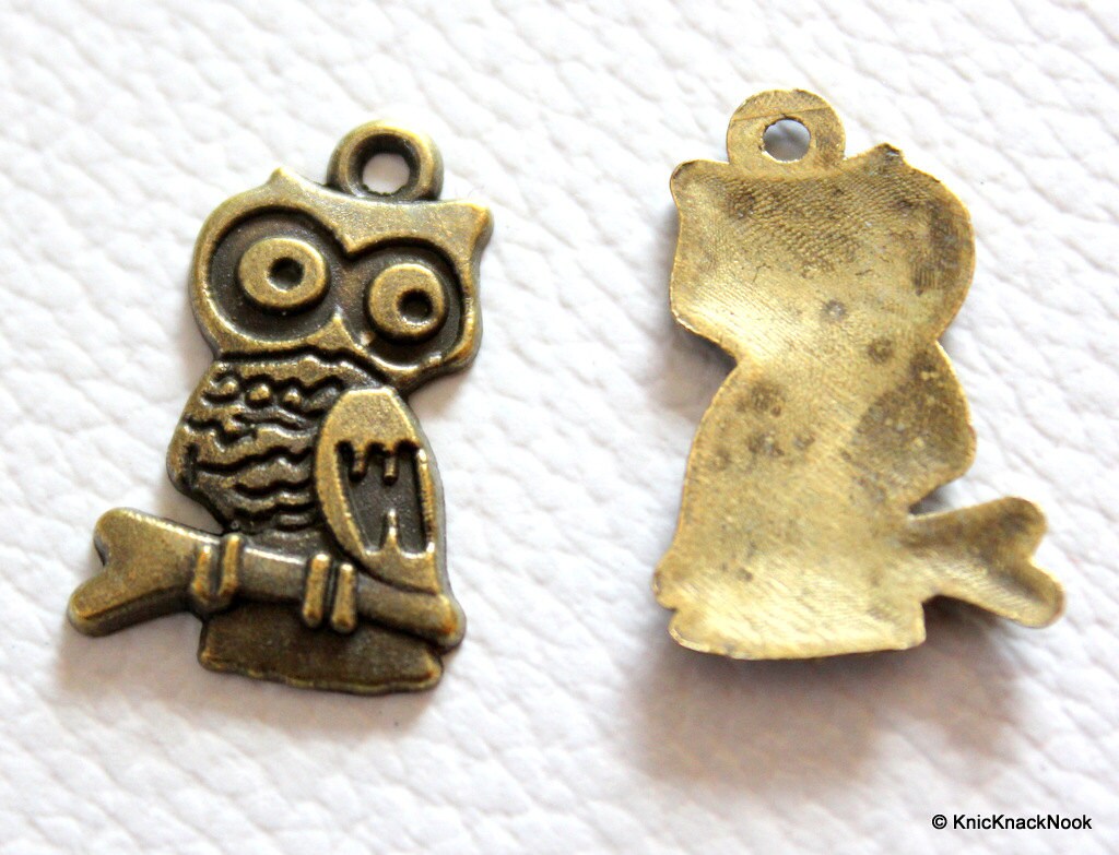5 x Zinc Alloy Bronze Tone Owl Charm Pendants 15mm x 22mm