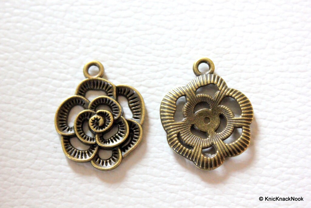 5 x Zinc Alloy Bronze Rose Flower Charms / pendants 19mm x 24mm