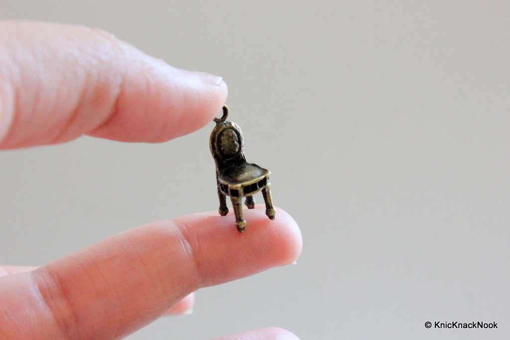 5 x Zinc Alloy Bronze Tone Chair Charm Pendants 22mm x 8mm
