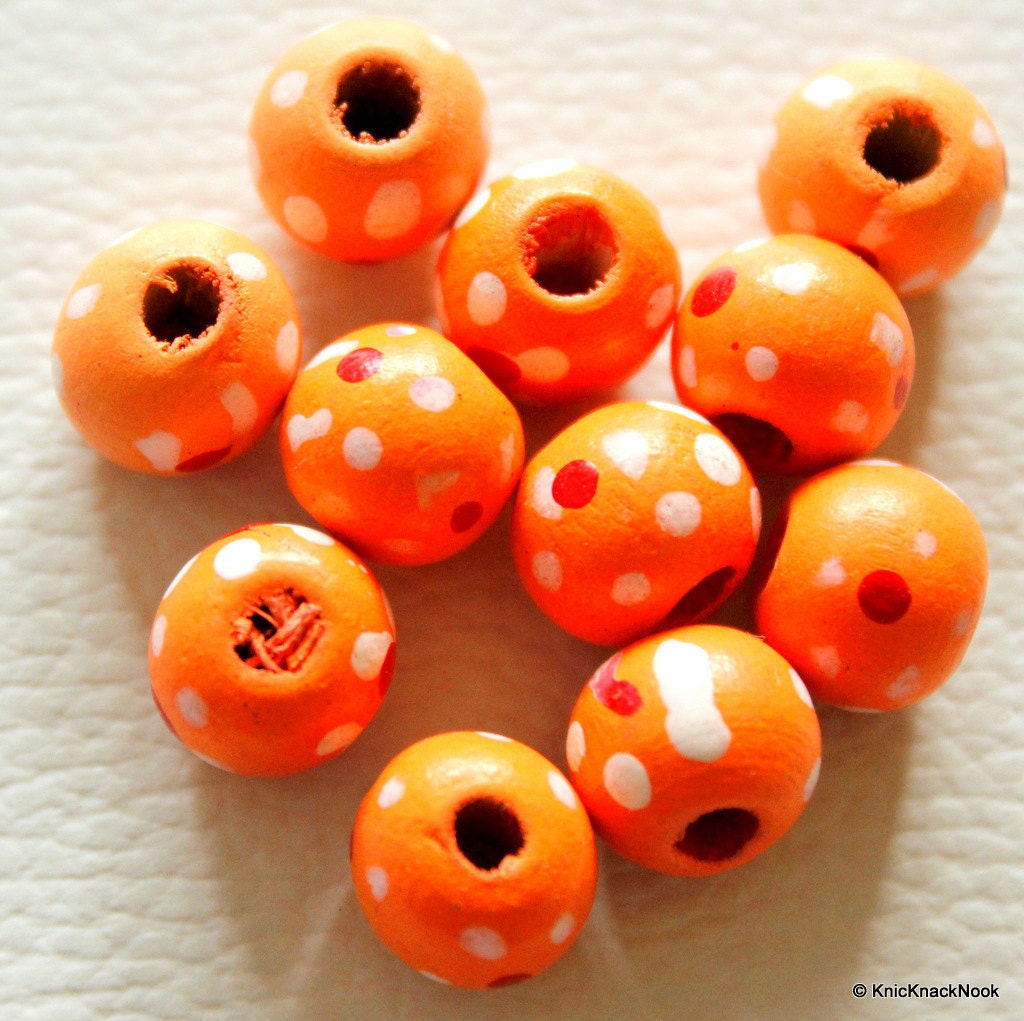 20 x Orange Wood Beads with Handpainted Flowers 10mmx9mm