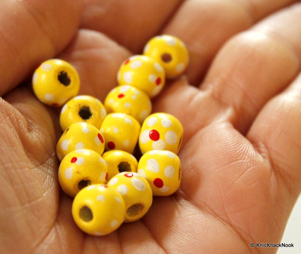 20 x Yellow Wood Beads with Handpainted Flowers 10mmx9mm