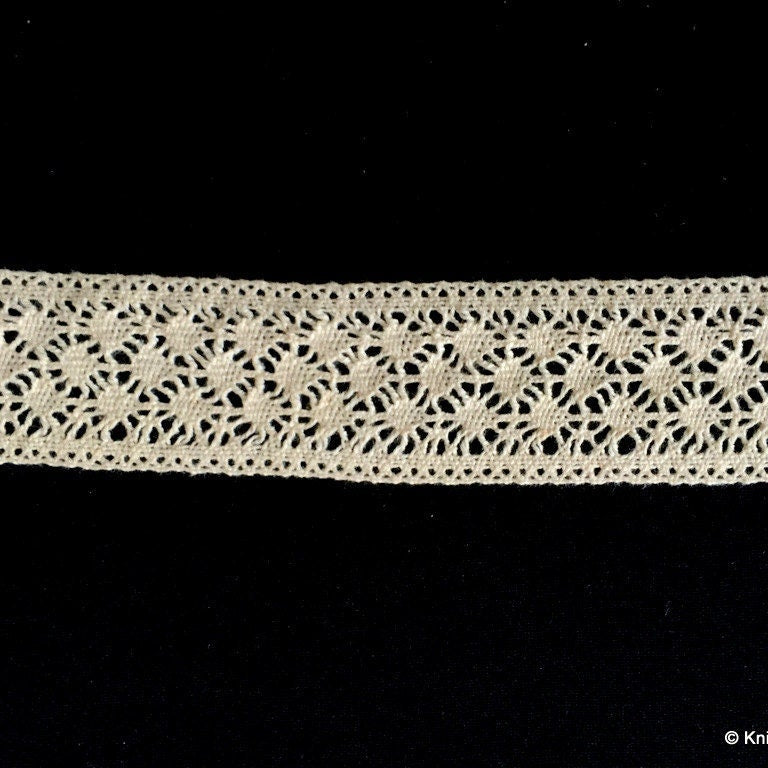 Off White Embroidery Sun Pattern Crochet (Cotton) Lace Trim