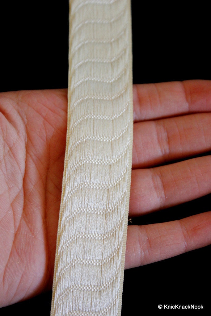 Beige One Yard Trim, Approx. 23mm Wide