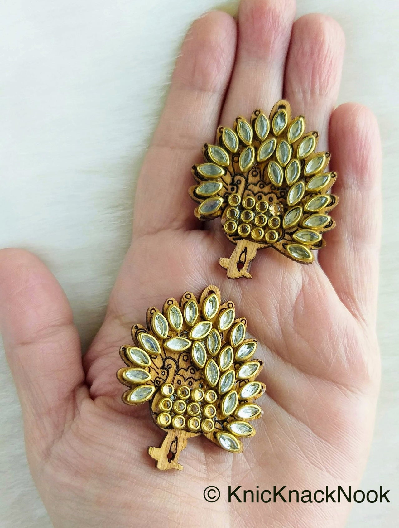 Peacock Shaped Wood Buttons With Clear Kundan Beads, Decorative Buttons, Carved Buttons