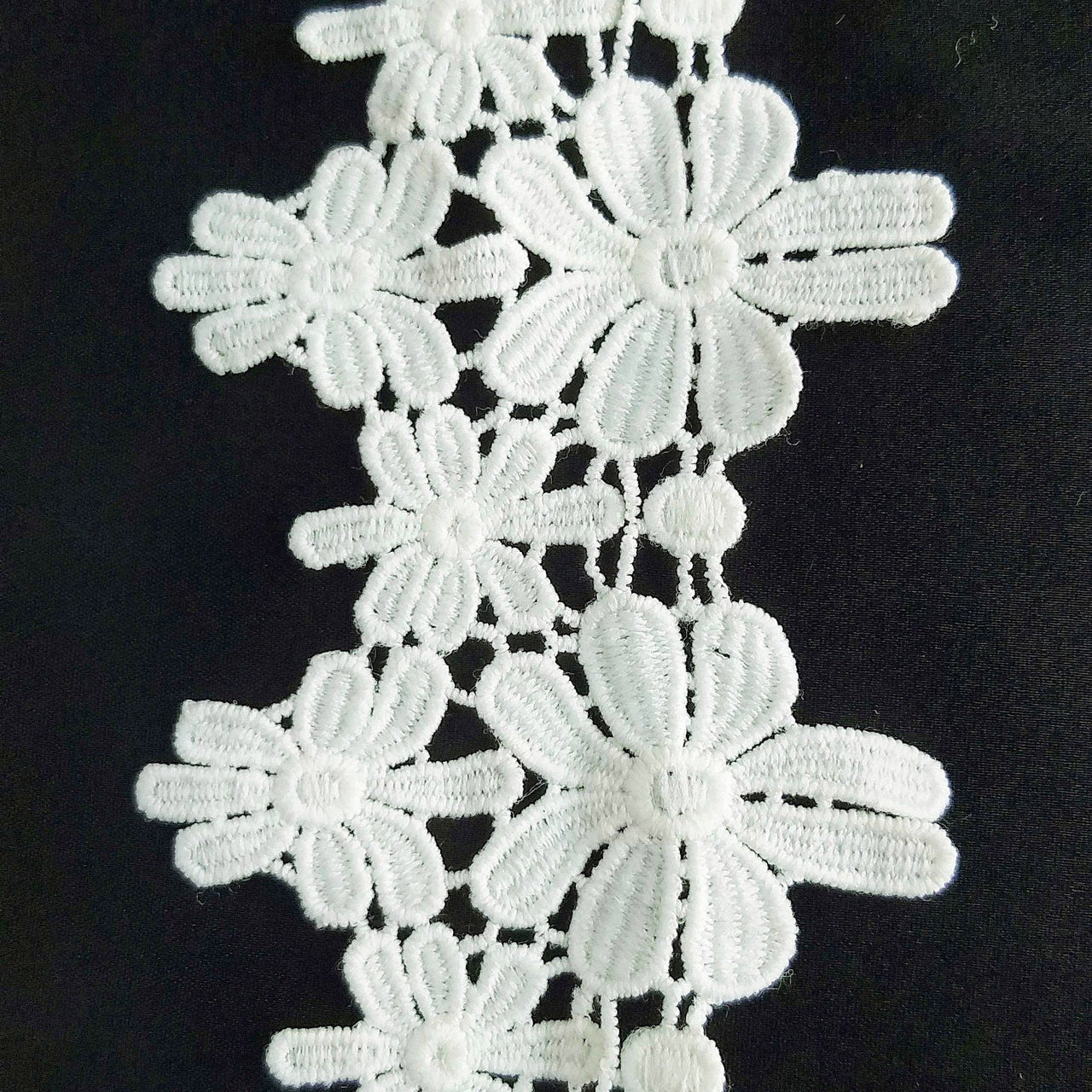 Off White Flower Embroidery Floral Lace Trim, Dyeable Trim, Approx. 80mm