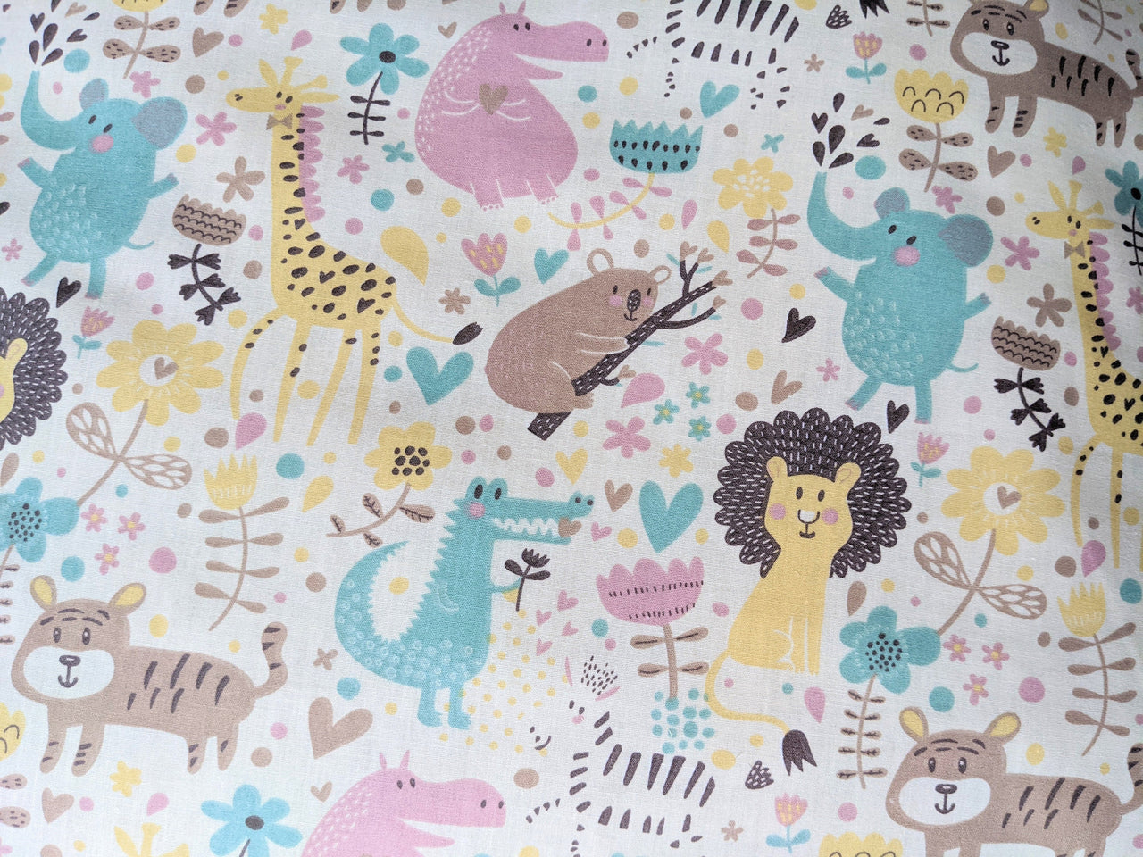 Jungle Animal Fabric, Polycotton Fabric, Love Animals Forest Fabric Sewing Fabric Nursery Fabric Quilting Craft Fabric by Half metre / metre