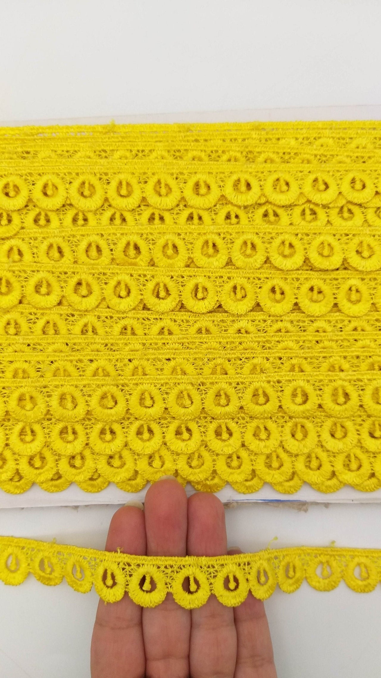 9 Yards Yellow Embroidery Polyester Lace Trim, Approx. 18mm Wide, Fringe Trim