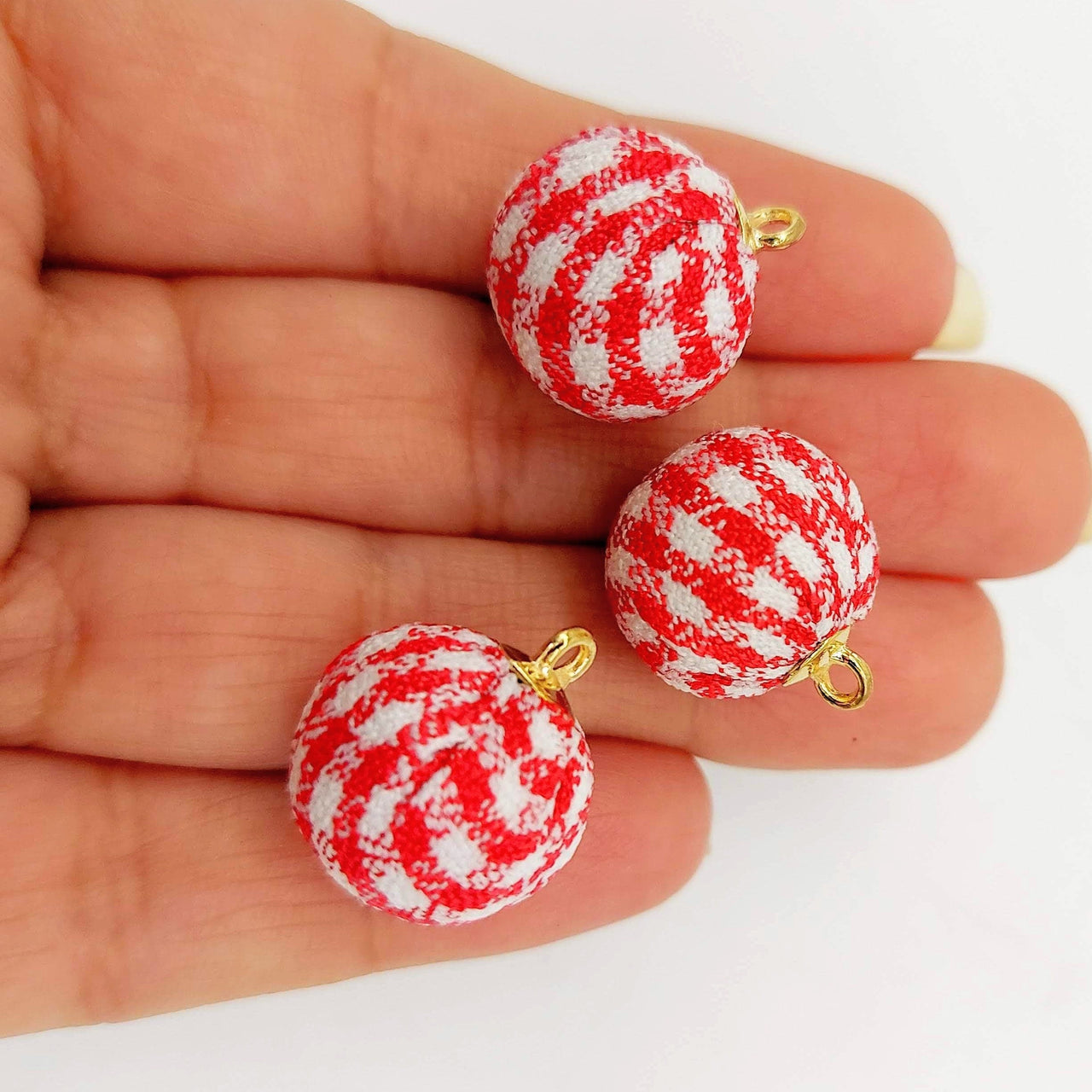 Red and White Checkered Cotton Small Fabric Balls Tassel, Button with Ring Cap, Decorative Tassels