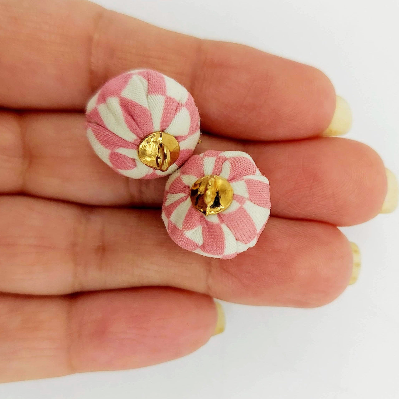 Pink and White Checkered Cotton Fabric Balls Tassel, Button with Ring Cap, Decorative Tassels