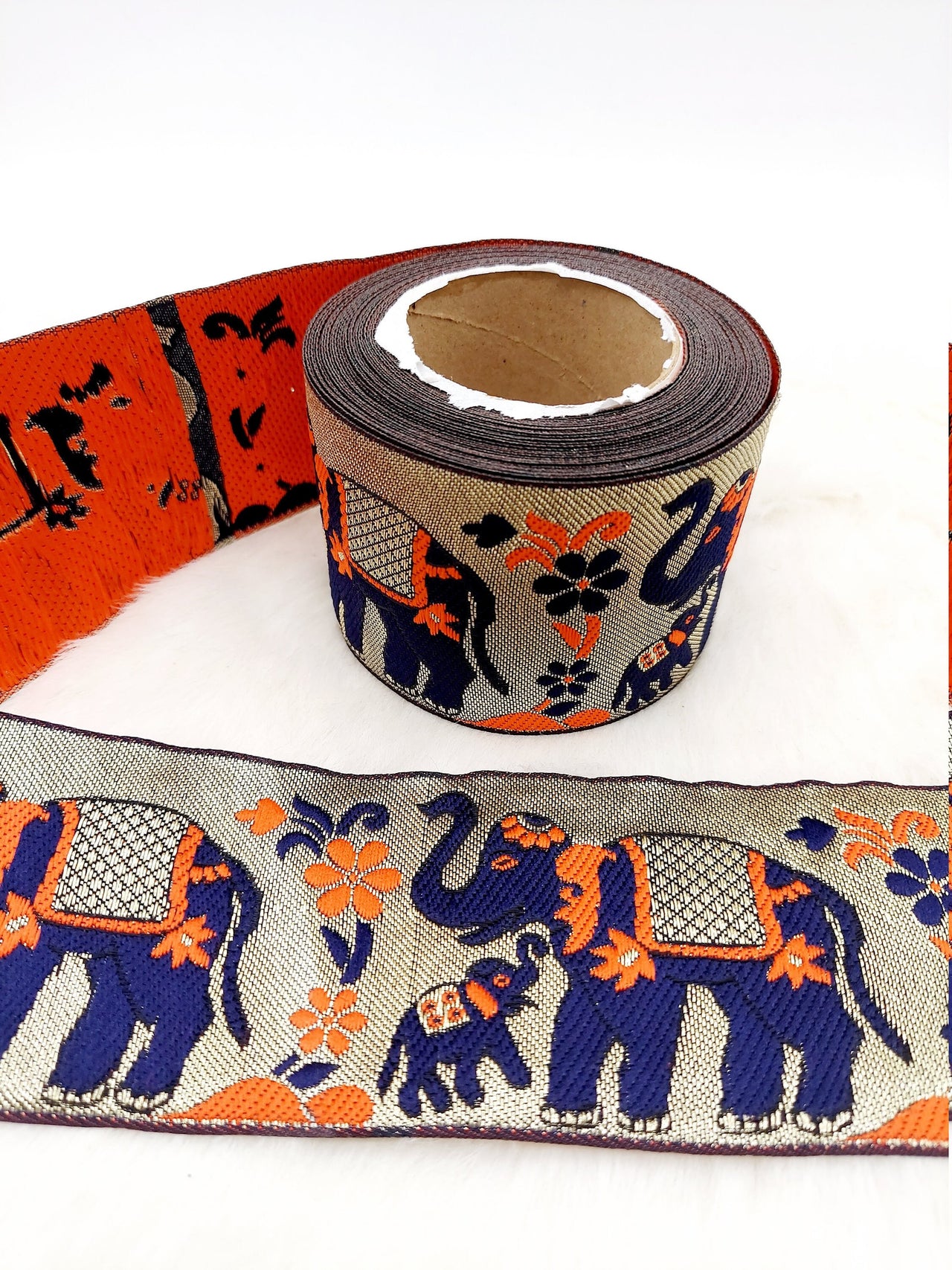 9 Yards Antique Silver Jacquard Brocade Saree Border Trim with Elephant Woven in Navy Blue and Orange, Decorative Trim