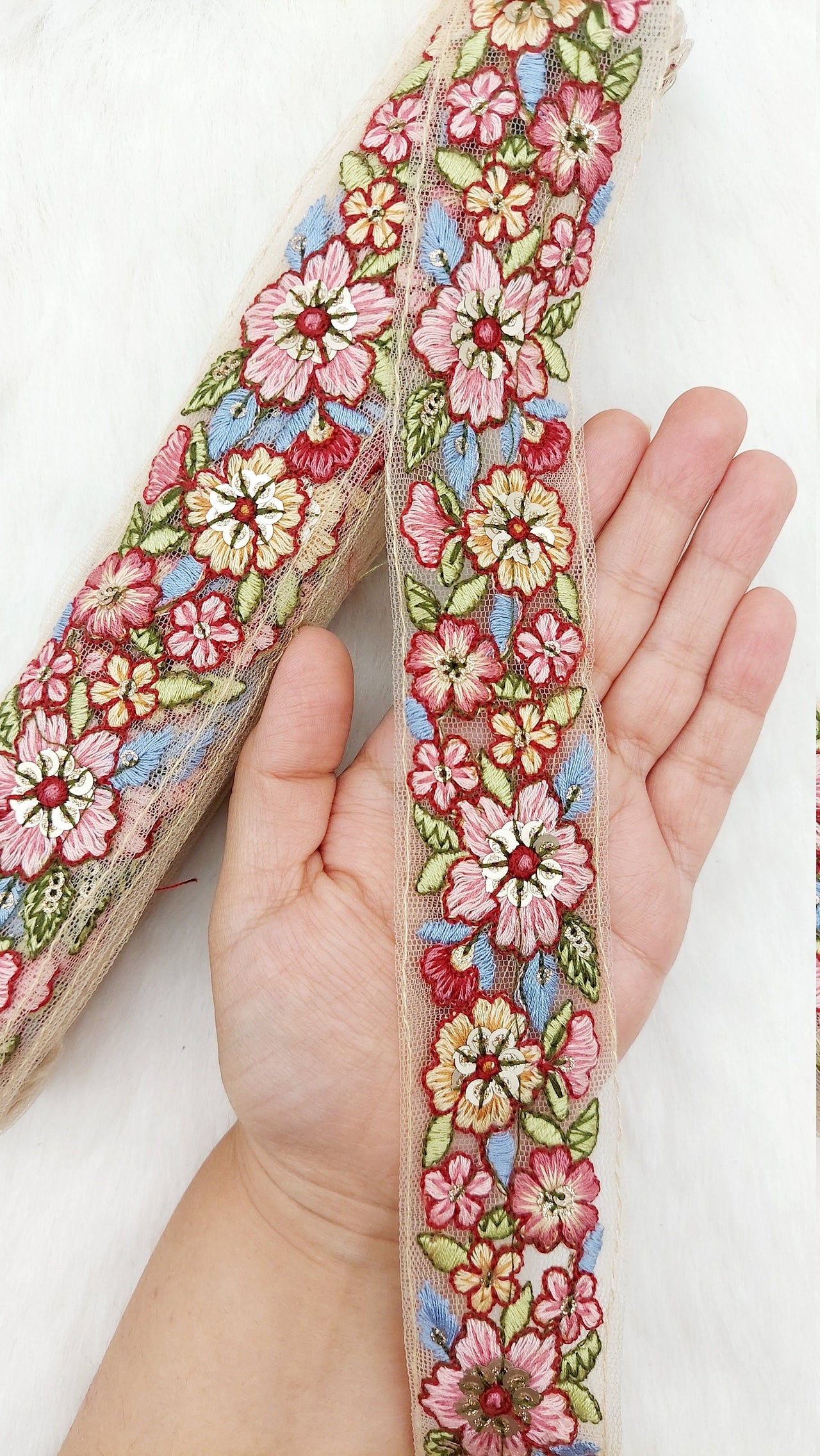 9 Yards Beige Net Lace Trim Floral Embroidered, Floral Sari Border, Decorative Trim