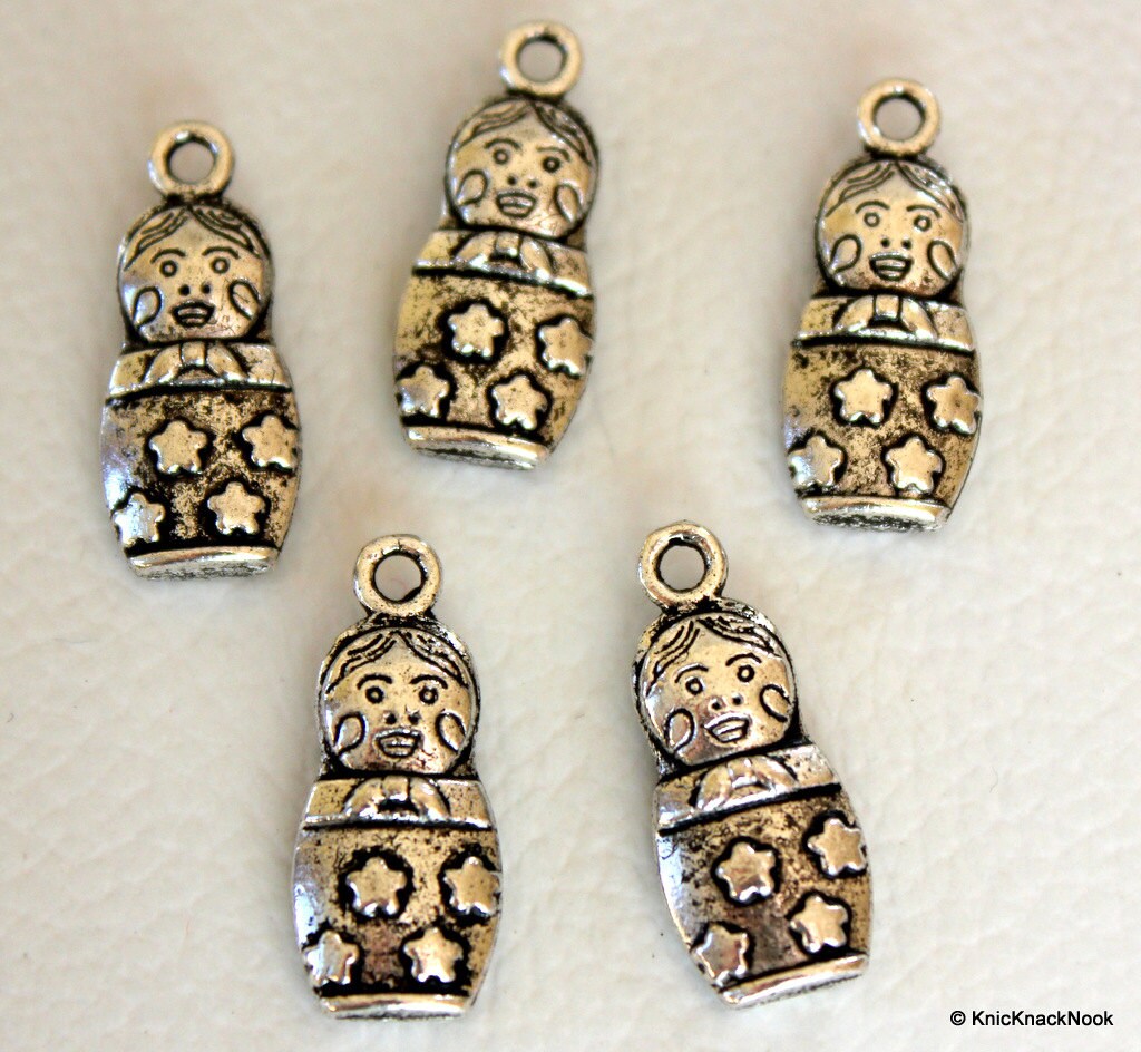 5 x Tibet Silver Russian Doll with Star design Charms / Pendants 22mmx9mm