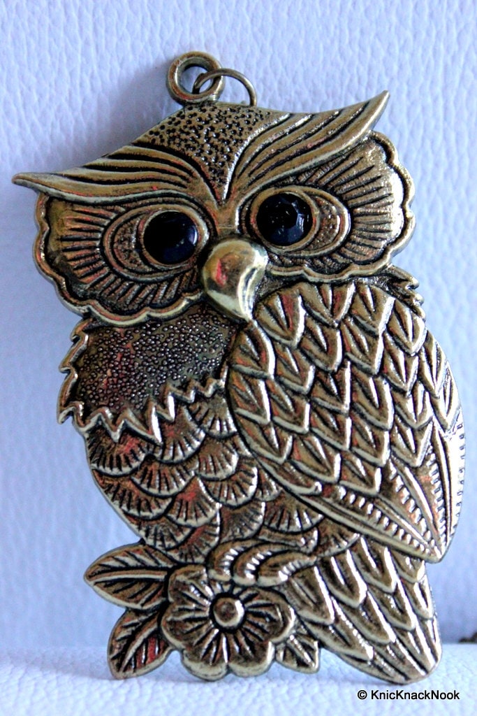1 x Bronze Tone Owl Charms / Pendants