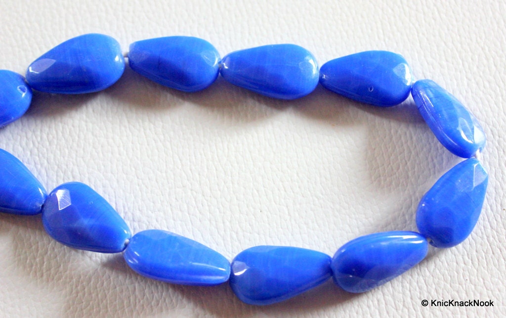 7 x Blue Faceted Opaque Glass Briolette Beads 20x12mm