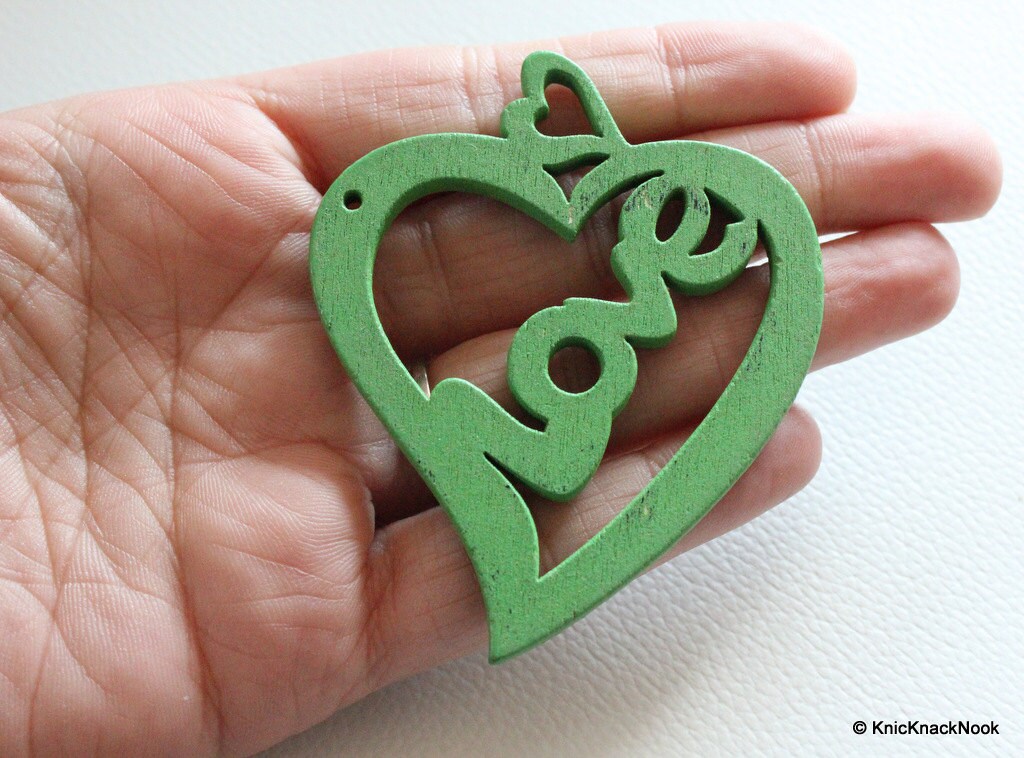 1 x Green Love Heart Wood Bead 70mm