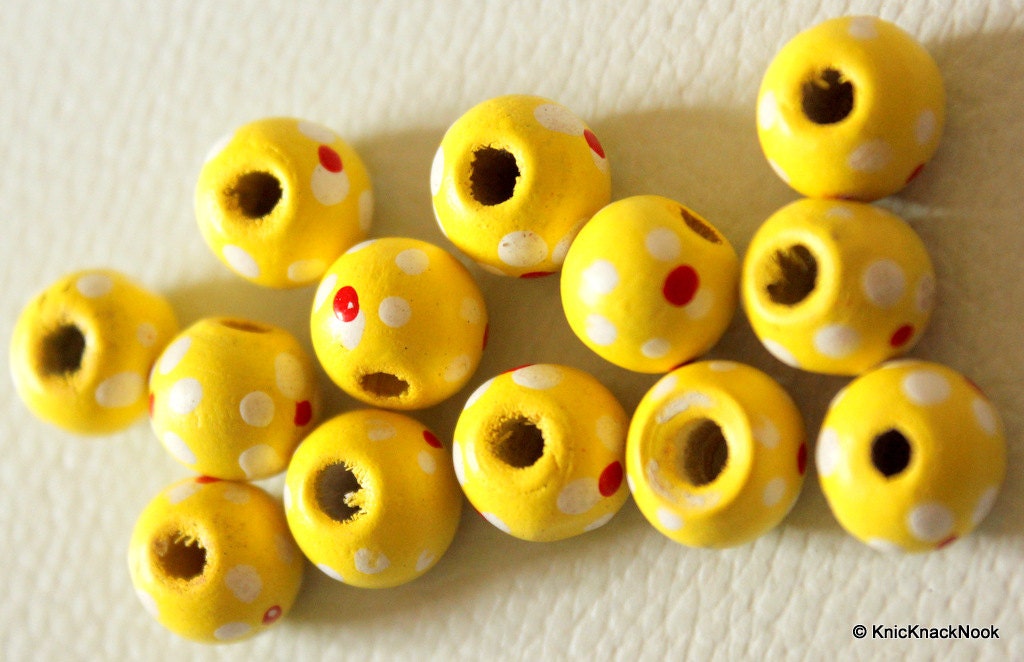 20 x Yellow Wood Beads with Handpainted Flowers 10mmx9mm