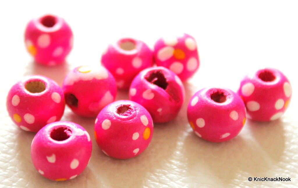 20 x Fuchsia Pink Wood Beads with Handpainted Flowers 10mmx9mm