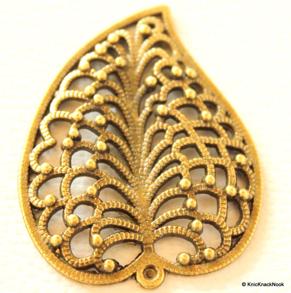 Filigree Leaf Bronze Pendant
