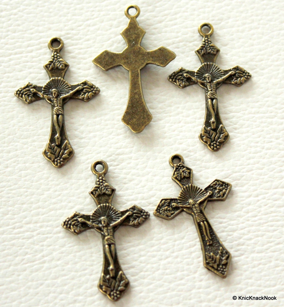 5 x Antique Bronze Jesus On a Cross Charms