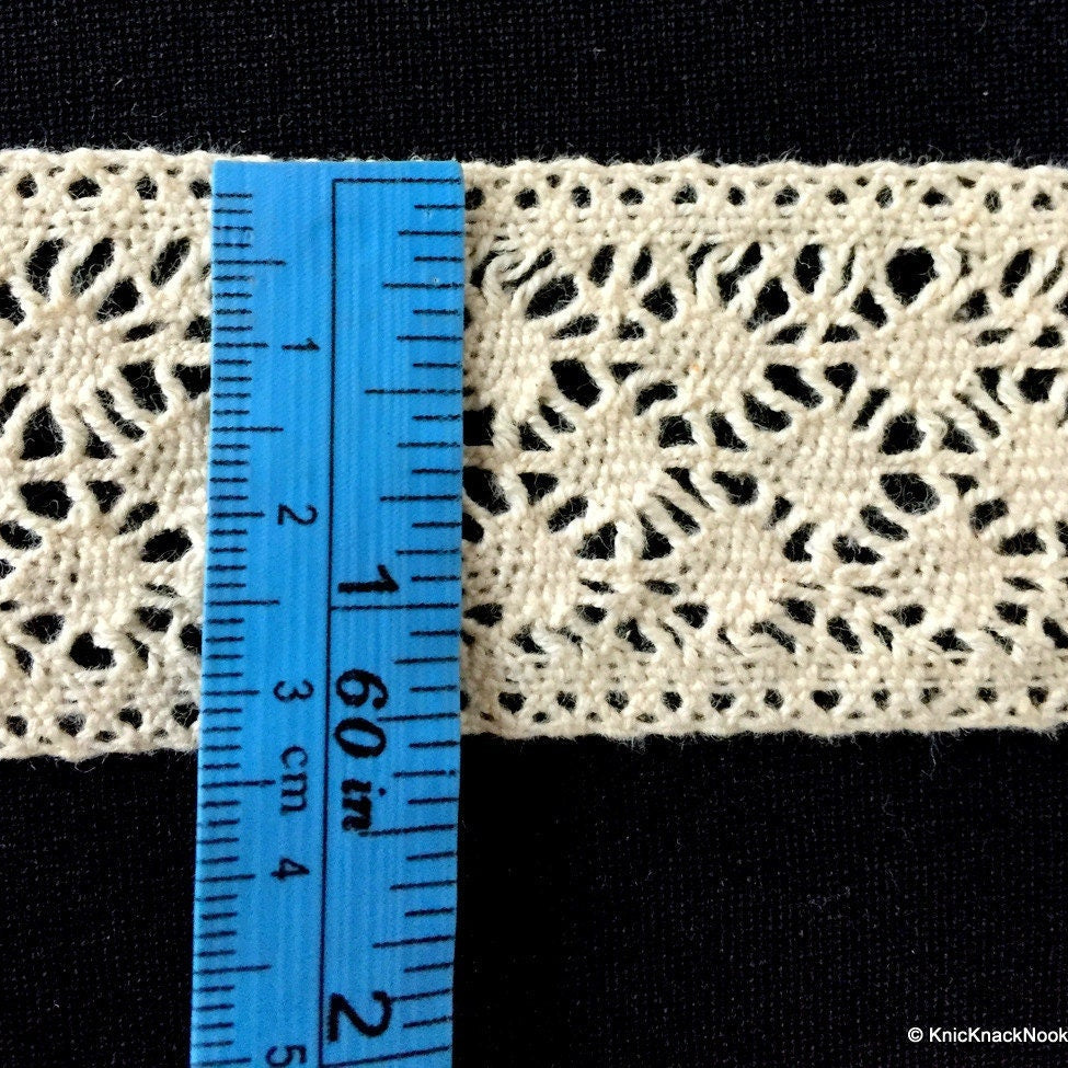 Off White Embroidery Sun Pattern Crochet (Cotton) Lace Trim