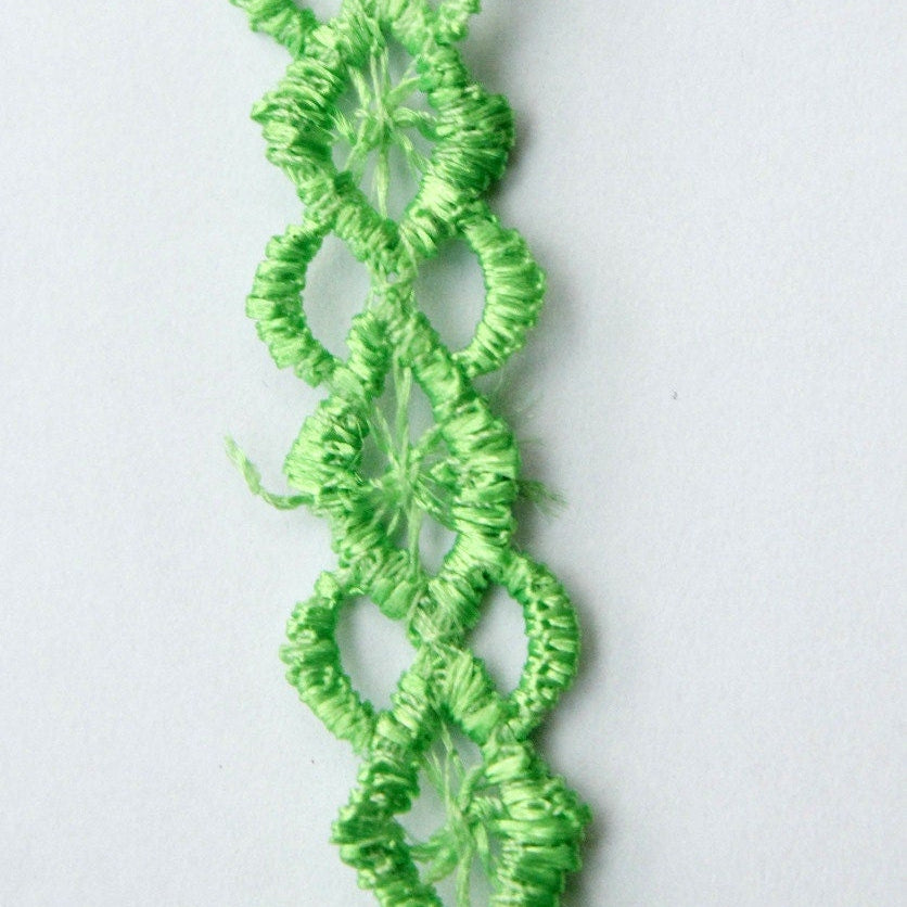 Green Embroidery Crochet (Cotton) Scallop Lace Trim 12mm Wide