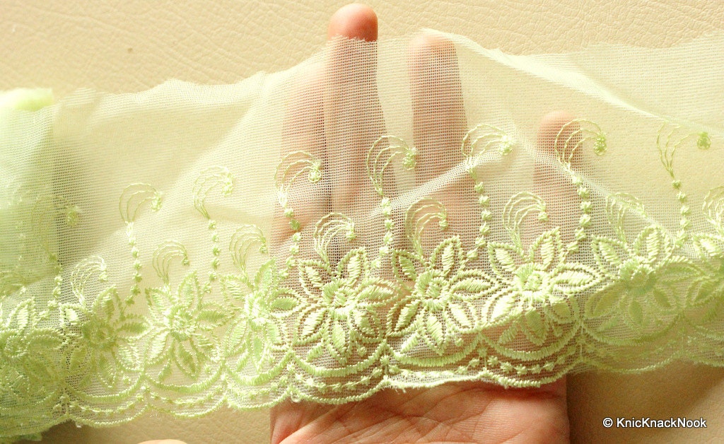 Green Scallop Net Lace Floral Embroidery Lace Trim 10 cm wide